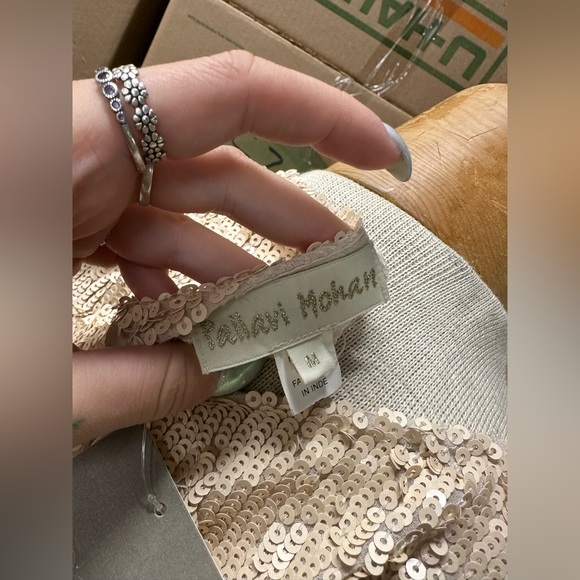 Medium pallavi mohan Thalia sequin top - Picture 8 of 8